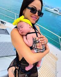 : Natti Natasha with her baby