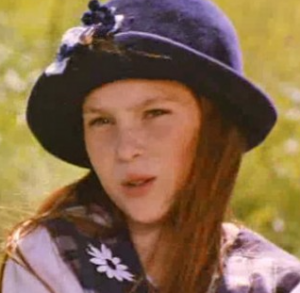  Rachel Crane's childhood photo 