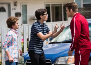  Joey Bragg talking with his friends