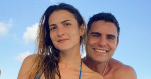 Caption: Colin Egglesfield with his girlfriend